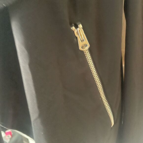 Neiman Marcus Black Women’s Size Medium Open Front Jacket W/zippered Pockets - Picture 8 of 8